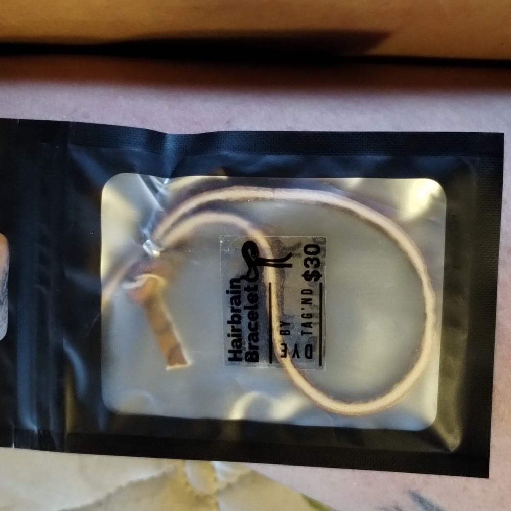 HAIR BRAIN bracelet